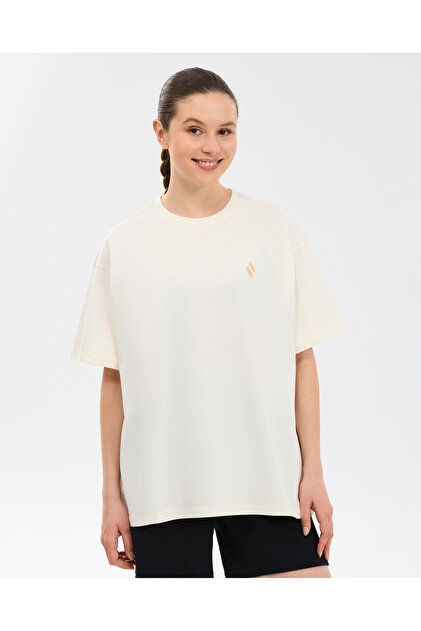 Skechers W Oversize Fit Graphic T-Shirt Kadın Beyaz Tshirt
