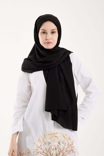 شال إسينتي أسود