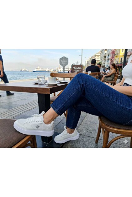 ORTOPEDİK KADIN SPOR YÜRÜYÜŞ AYAKKABI