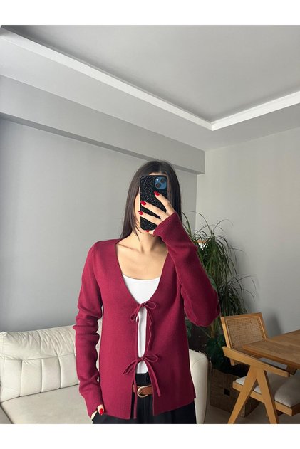 Önü İki Yerden Bağlamalı Hırka