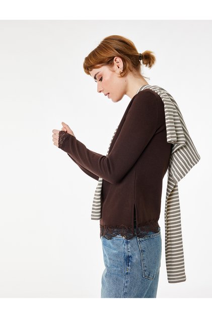 Lace Detailed Asymmetrical Cut Boat Neck Long Sleeve T-Shirt