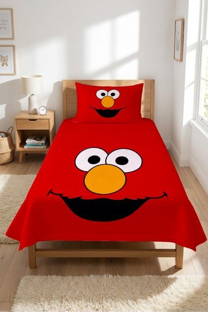 Cute Face Pattern Red Teenage Pique Set - Cheerful Character Themed Modern Yellow Quilted Bedspread