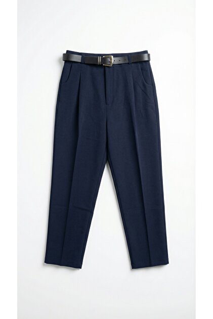 cigarette pantolon Gri Falconeri offers its version for a fresh and comfortable look that can suit your needs Dme Detayl Cigarette Pantolon Kahve
