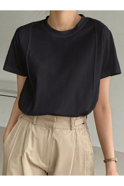 Women's Short Sleeve Stripe Detailed Basic T-Shirt Single Jersey Fabric Summer Comfortable T-Shirt
