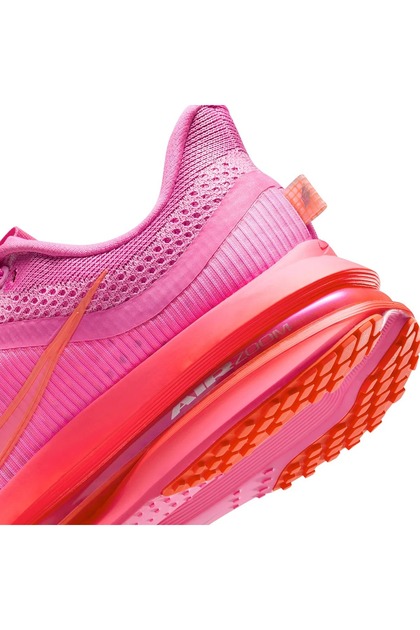 Nike Pegasus Premium Yürüyüş ve Kadın Koşu Ayakkabısı Playful
