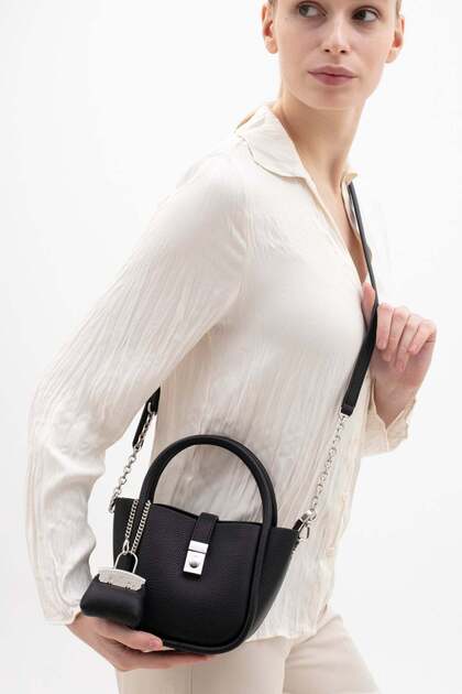 Matthewcox Women's Shoulder Bag Byn2461 Black