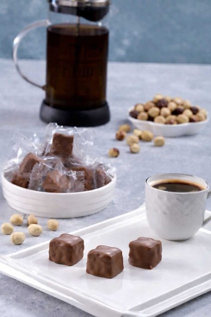 Real Chocolate Covered Double Roasted Hazelnut Turkish Delight(1kg)