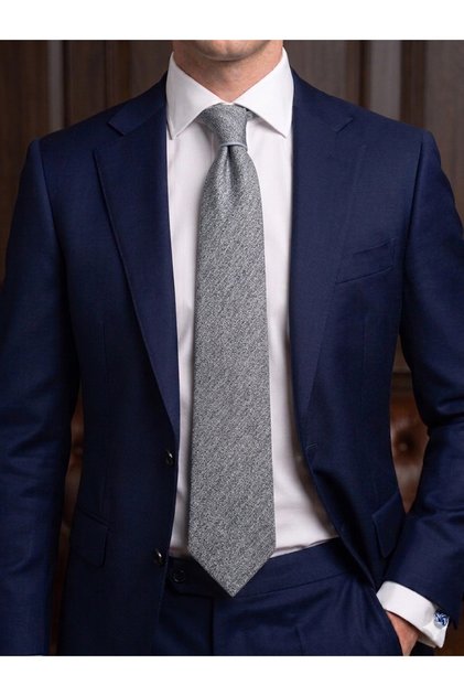 Classic Tie with Gold Patterned Handkerchief