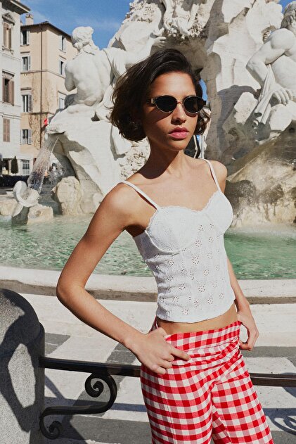 トップス elfelfelfarchive BUSTIER PRINTED TOP Pull & Bear Fisto işlemeli askılı top - Fiyatı, Yorumları