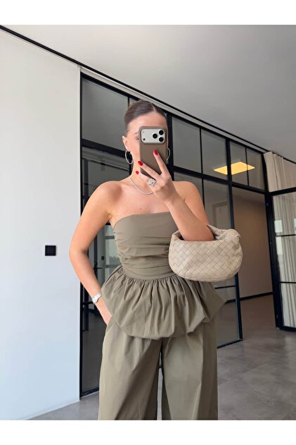 SET BLUZĂ FĂRĂ BRETELE TIP BALON ȘI PANTALONI SHALWAR