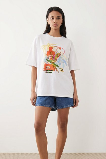 Women's Oversize T-Shirt Costa Parrot Printed White – Crew Neck, Comfortable Fit, 100% Cotton