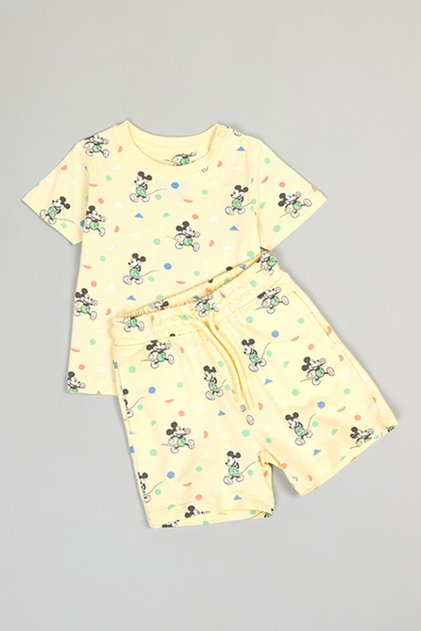Mickey Mouse Print T-Shirt and Shorts Set
