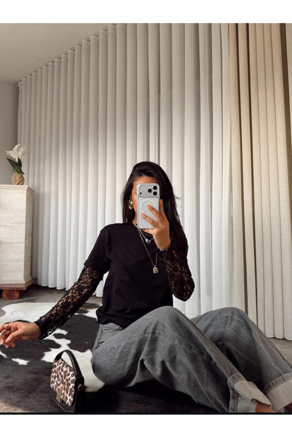 Women's Lace Sleeve Detail Circular Neck Short Sleeve Basic Cotton T-Shirt Ml94113