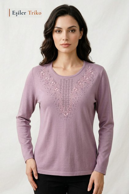 Women's Powder Spring Pattern Collar, Embroidered Chest, Stoned Mother Combed Cotton Blouse