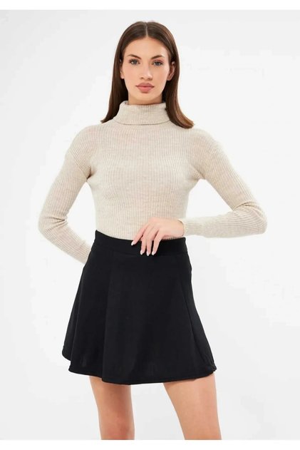 Black Turtleneck Camisole Raster Slimfit High-Top Sweater