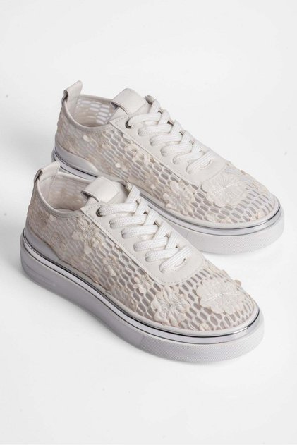 Women's Sneaker with Floral Embroidery and Mesh Detail, Nerolia White