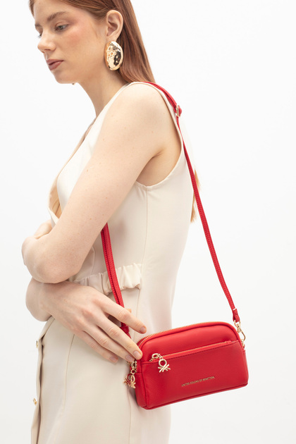 Benetton Women Crossbody Bag Red Bnt1717