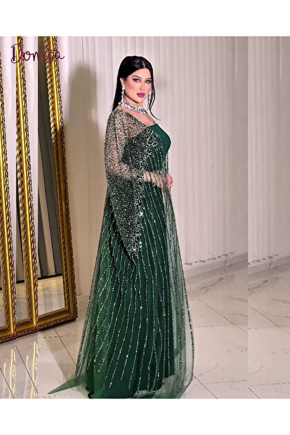 Luxury Chiffon Evening Dress with Shiny Sequin Embroidery Cape