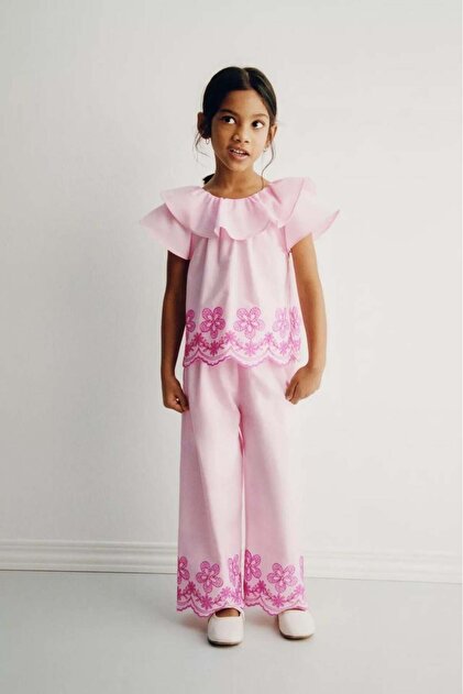 Girl's Pink Collar Detailed Embroidered Undershirt Set