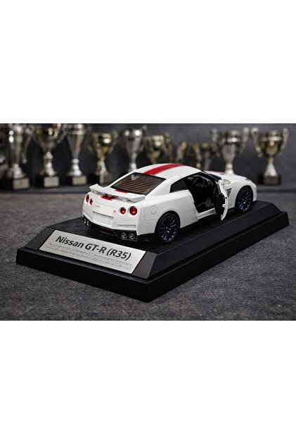 scntoys Nissan GTR R35 50Th Anniversary Edition Diecast Model