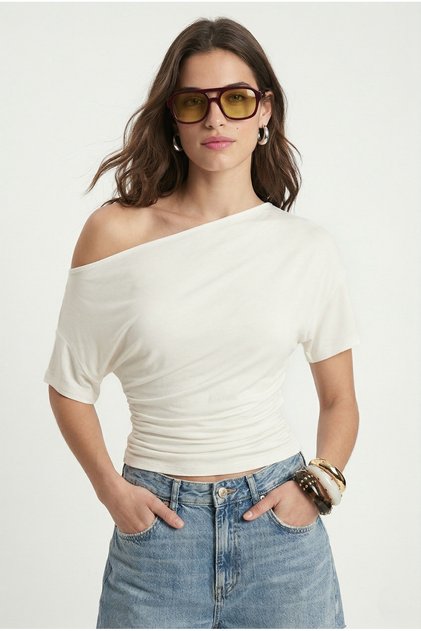 Women's Lona Waist-Fitted Side Gathered Ecru Knitted Blouse