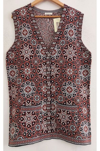 Women's New Star Patterned Front Buttoned Thick Knitwear Mother Tunic Vest