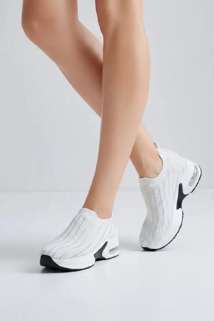 Stylish Women's Sneakers with Hidden Padding and No Laces