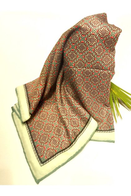 Luxurious Figured Showy Flowy Scarf
