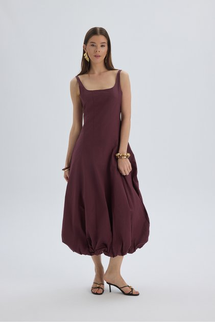 Garda Long Burgundy Balloon Dress