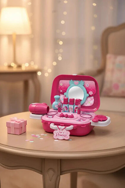 Miniso Lisanslı Çantalı Evcilik Oyunu – Kıyafet Ve Makyaj Seti İle