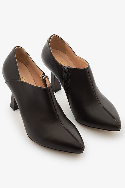 Brown Genuine Leather Pointed Toe Zippered Heeled Bootie Boots