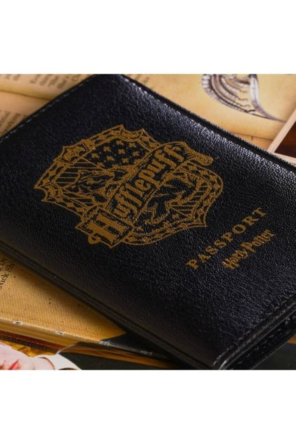 غطاء جواز السفر Hufflepuff من الجلد المرخص