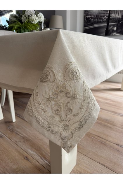 Lace Detailed Gold Glitter Ecru Tablecloth