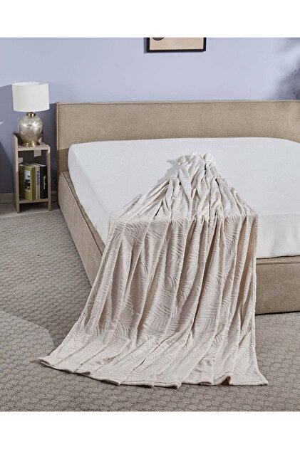 Ivory Leaf Jacquard Double Size Blanket(220 x 200 cm)