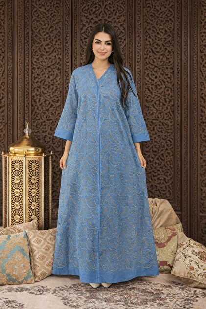 Luxurious Robe with a Comfortable Cut and Soft Elegance