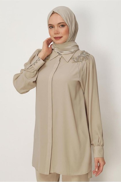 Stone Embroidered Shoulder Tunic 46405