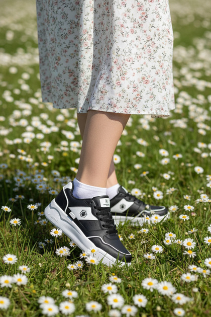 Ft-3247 Black and White Women's Comfort Casual Sneaker Shoes