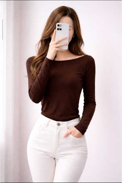 Woman's boat neck blouse