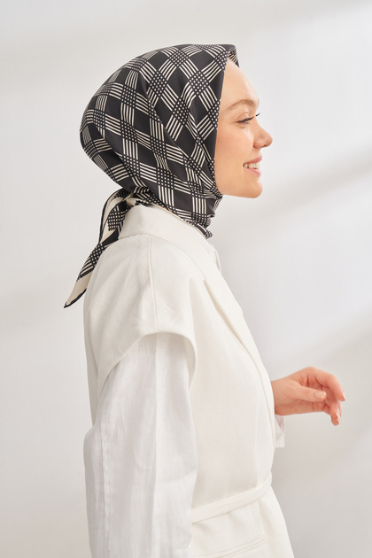 Nora Desen Twill Silk Scarf - Black