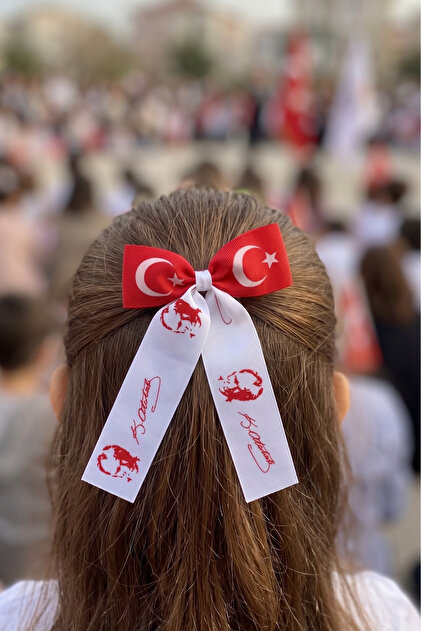 Liliza Accessories Kırmızı Beyaz Atatürk İmzalı Kurdele 23 Nisan