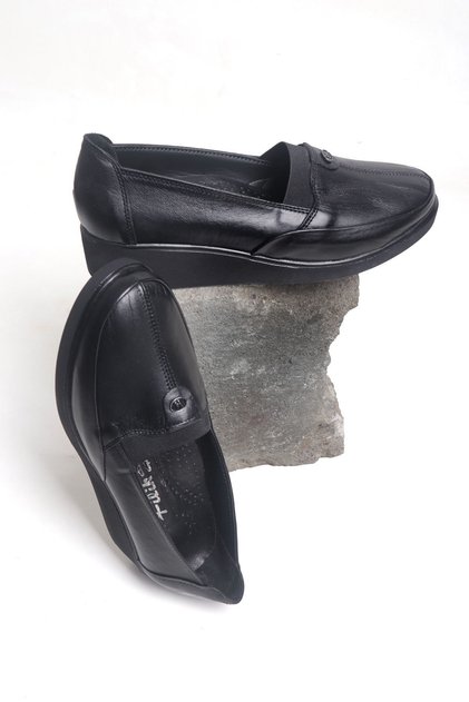 Flexible and Soft Leather Women's Casual Babet Shoes
