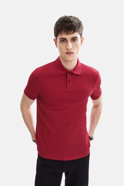 Burgundy Regular Fit Knitted Polo Neck T-Shirt