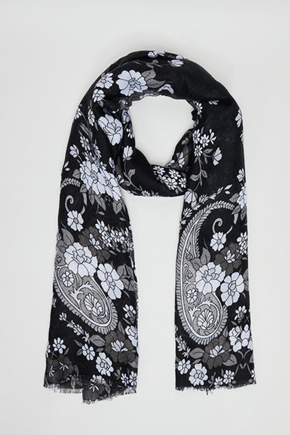 Paisley Patterned Scarf