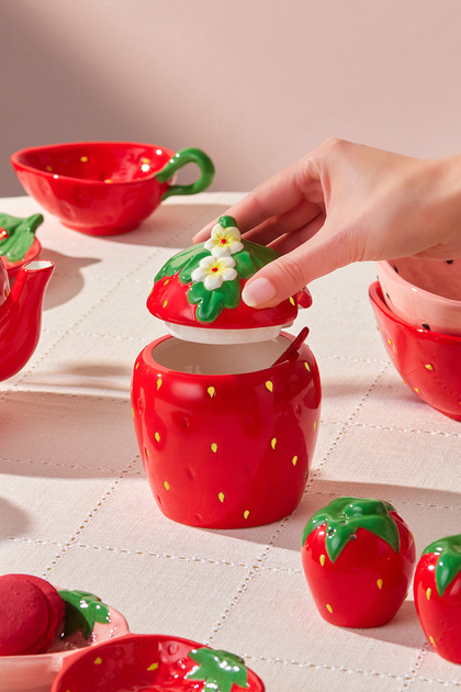  WILD STRAWBERRY 食器セット 5枚＋おまけ付き Karaca Strawberry Çilek Desenli Şekerlik 350 Ml - Fiyatı, Yorumları