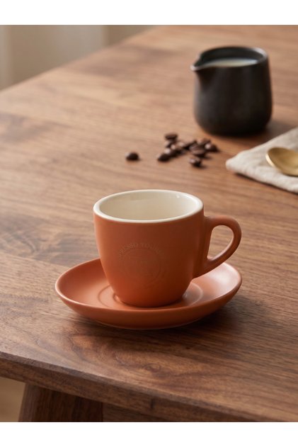 Earthenware-Colored Porcelain Cup with Saucer 200 ml