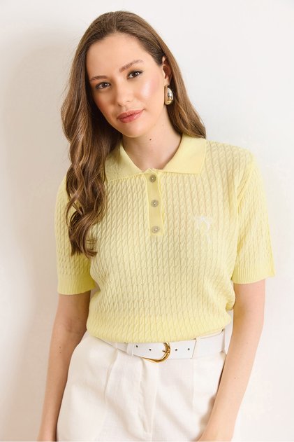 Women's Yellow Bow Embroidered Polo Collar Hair Knit Seasonal Knitwear Blouse Blz-19003222