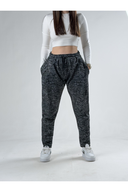 Black Background White Dot Pleated Carrot Cut Women's Trousers Cock0038