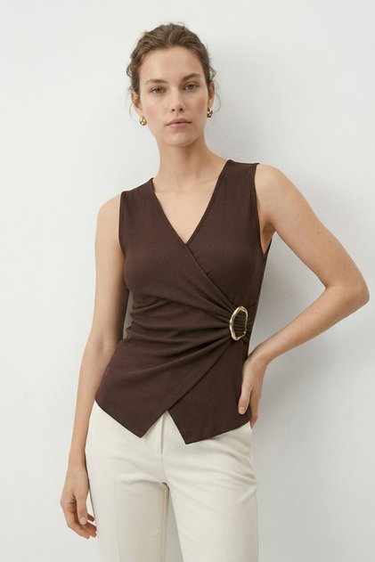 Bitter Brown Zero Sleeve Blouse with Accessories 2303