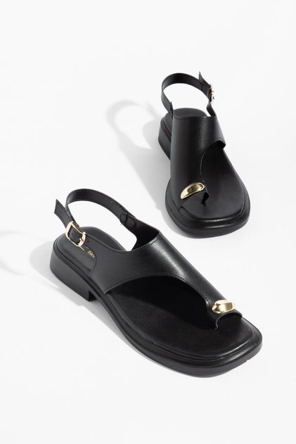 Women's Gold Buckle Flip-Flop Casual Sandals