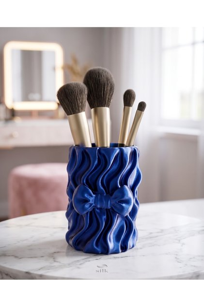 Satin Textured Bow Detailed Makeup Brush Holder - Decorative Cosmetic Organizer & Brush Stand